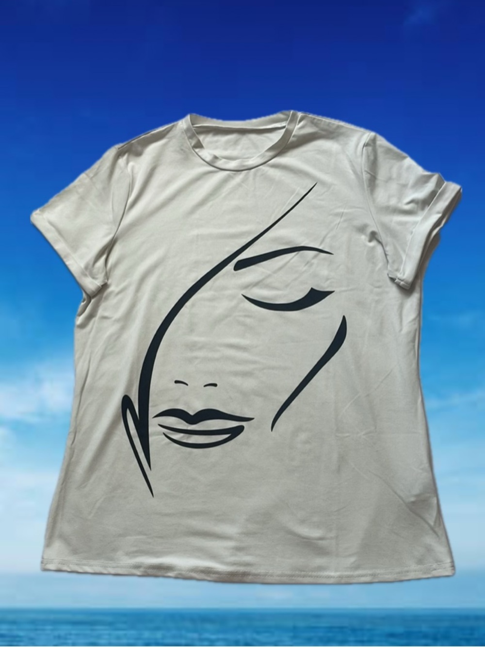 Elegant white Graphic Women's Top • Size Large